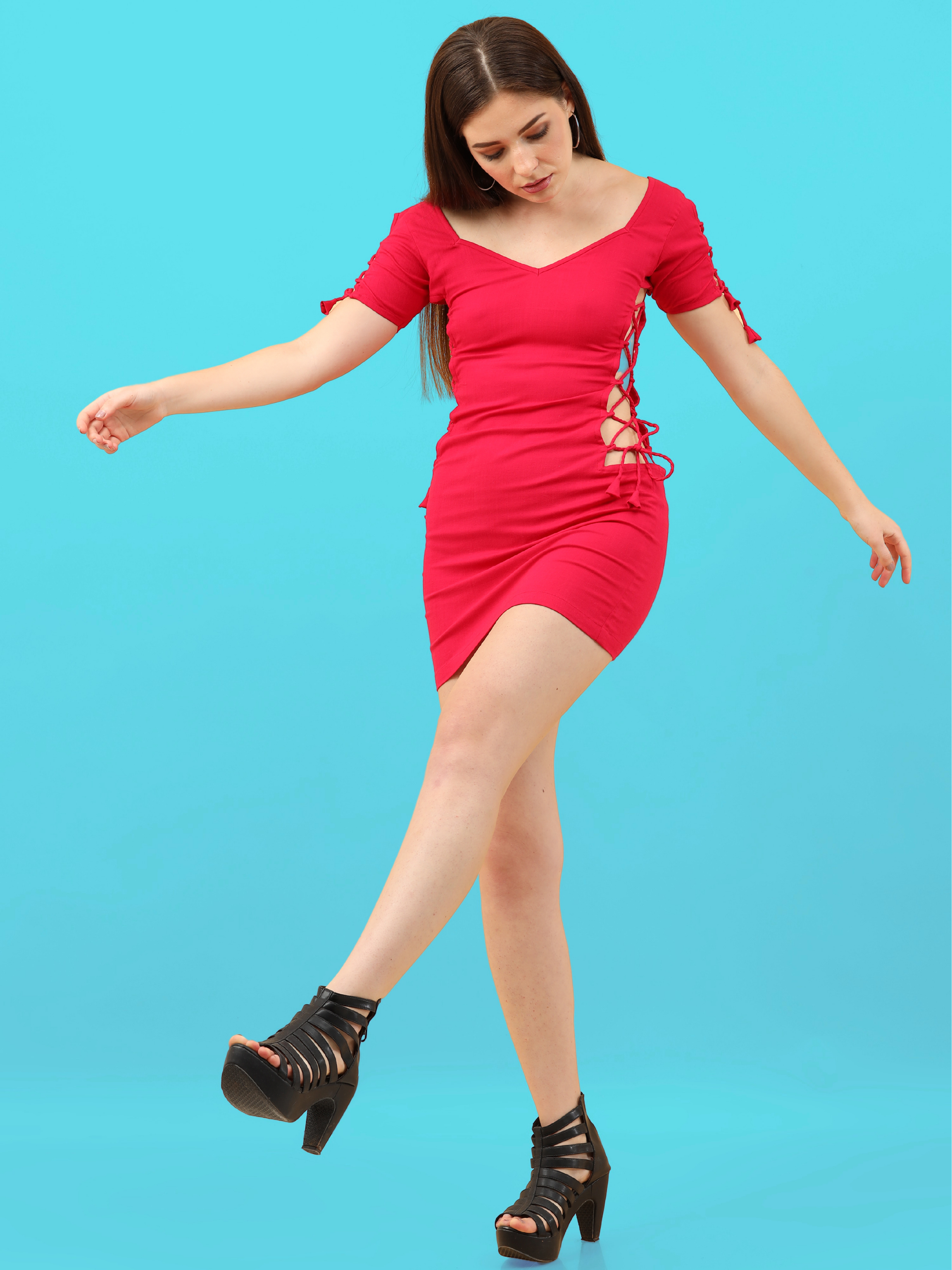 The Trendy Treasure - Radhella Women's Solid Red Bodycon Dress